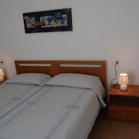 SantʼAntìoco C'E Posto Per Te B&B 외부 사진