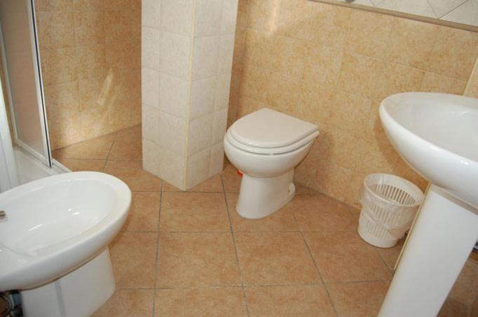 SantʼAntìoco C'E Posto Per Te B&B 외부 사진